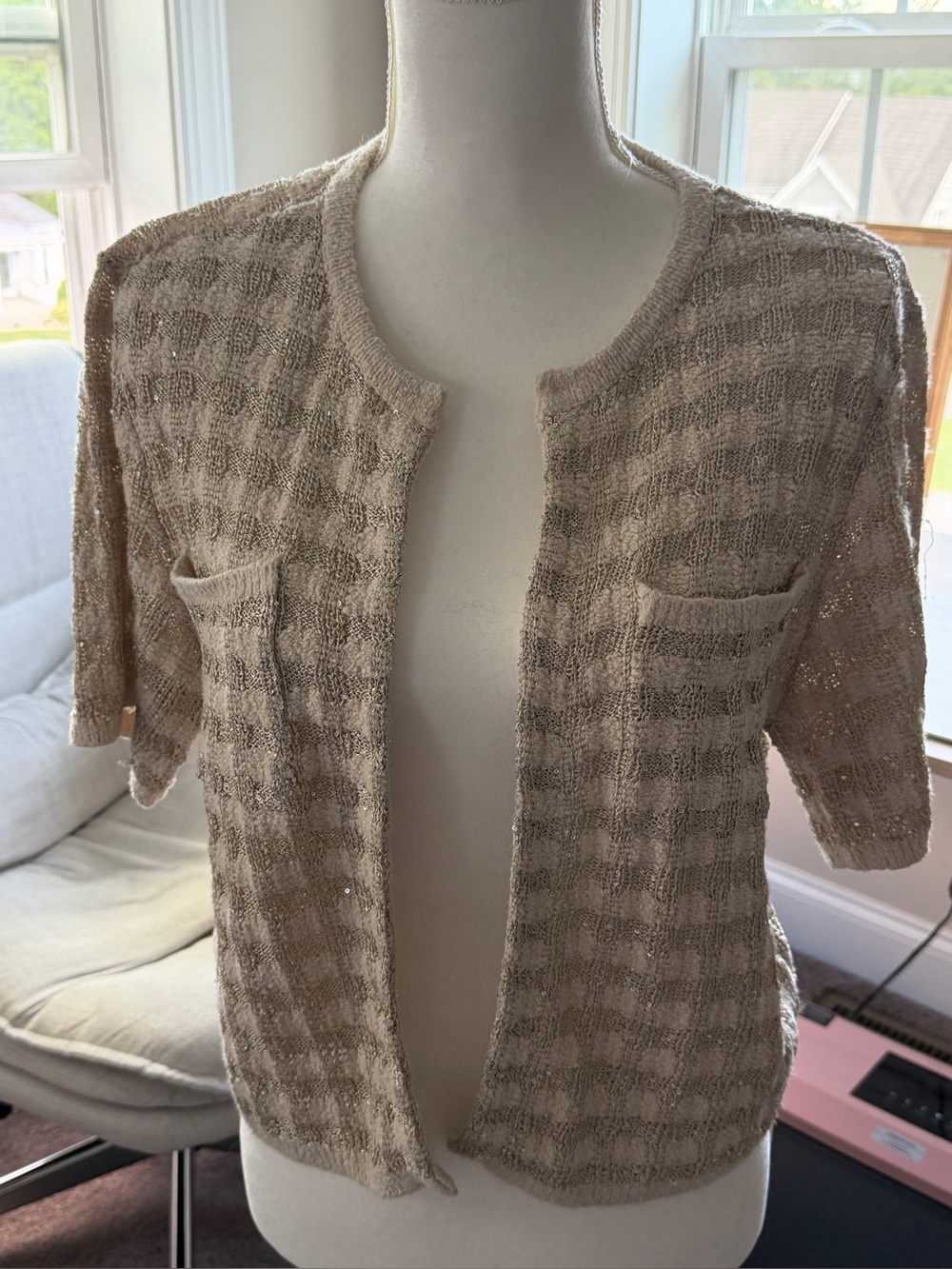 Ann Taylor Beige & Cream Short-Sleeve Open-Front Knit Cardigan
